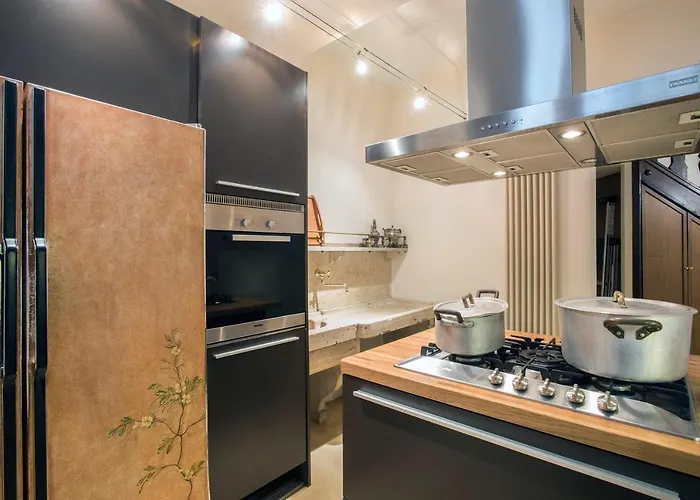 Flat Two Apartment *